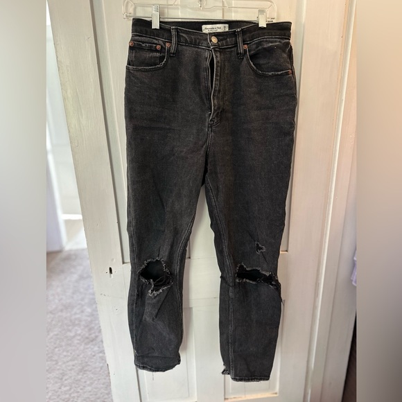 Abercrombie & Fitch Ultra High Rise Ankle Straight - Picture 1 of 3